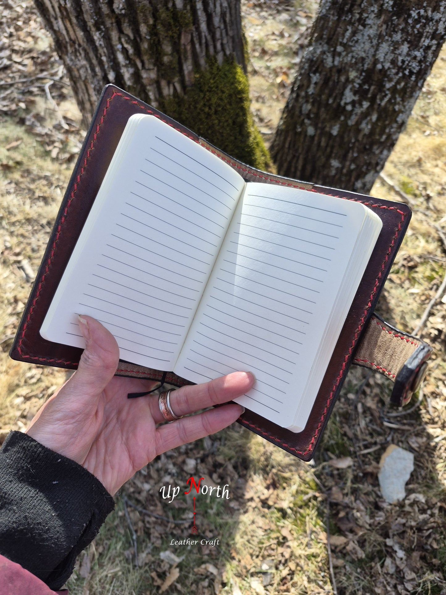 (01JS26) Small Leather Journal - Singing Wolf