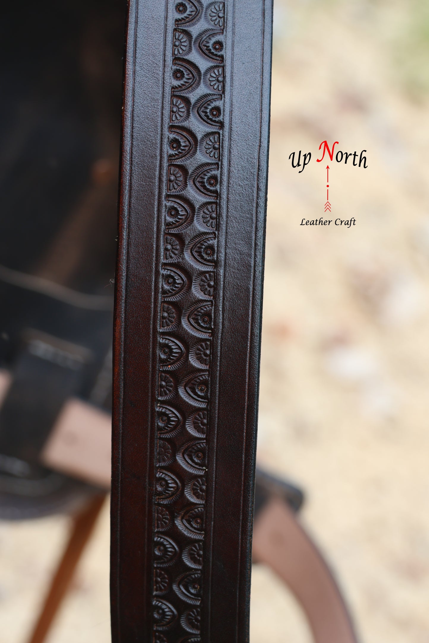(03WP25) The White Pine Tooled Sling Bag - Summer Day