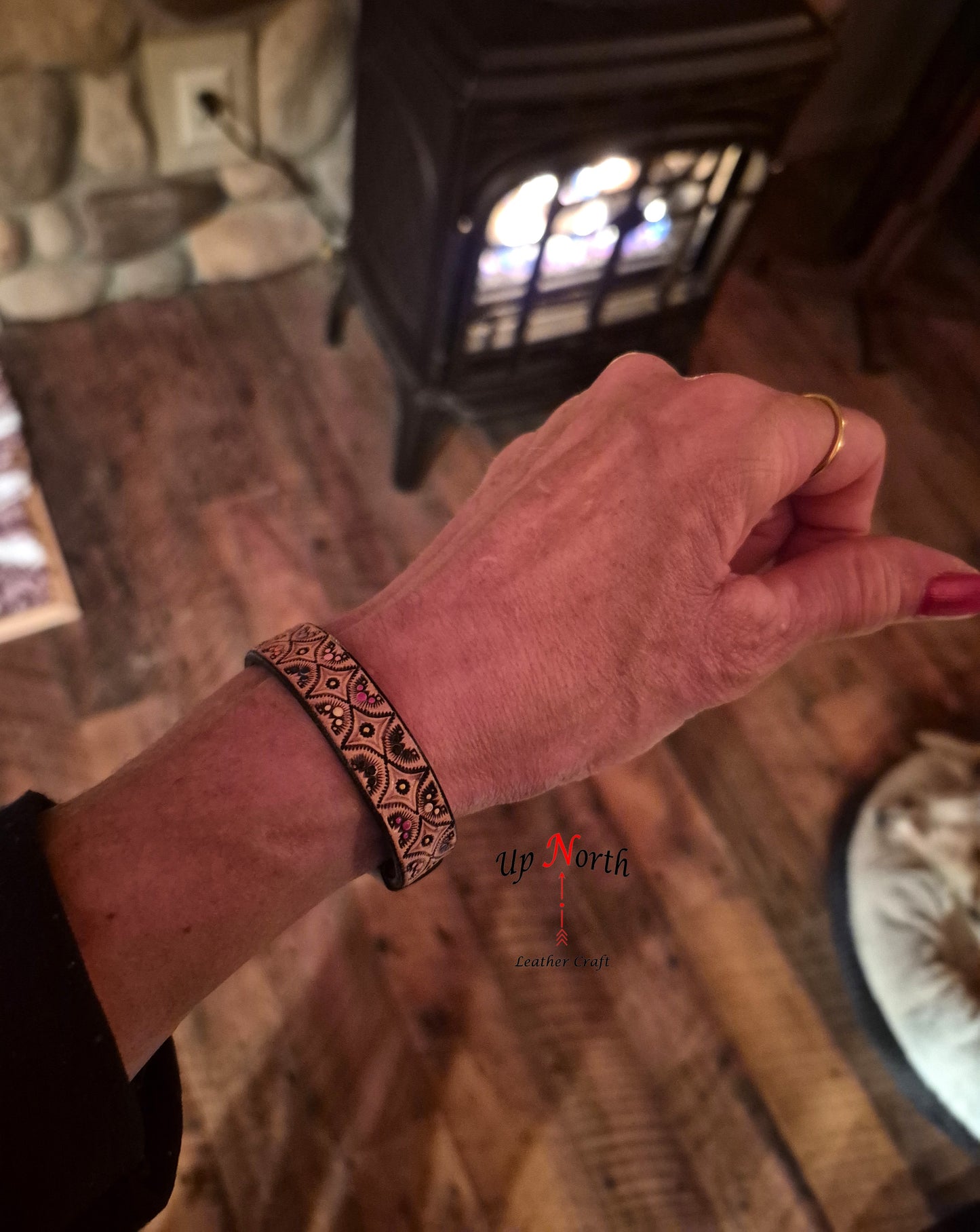 (10BR25) Leather Bracelet - Colored Geometric