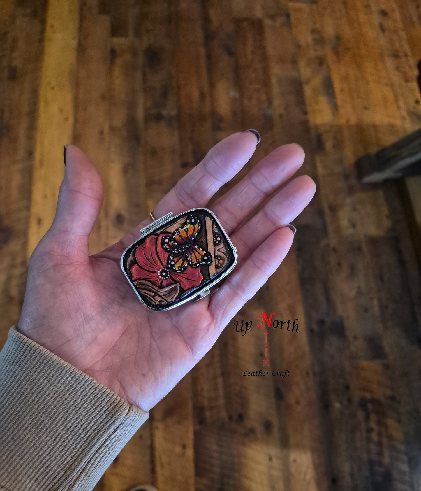 (10PP25) Metal Pill Box with Leather Patch - Red Flower Butterfly