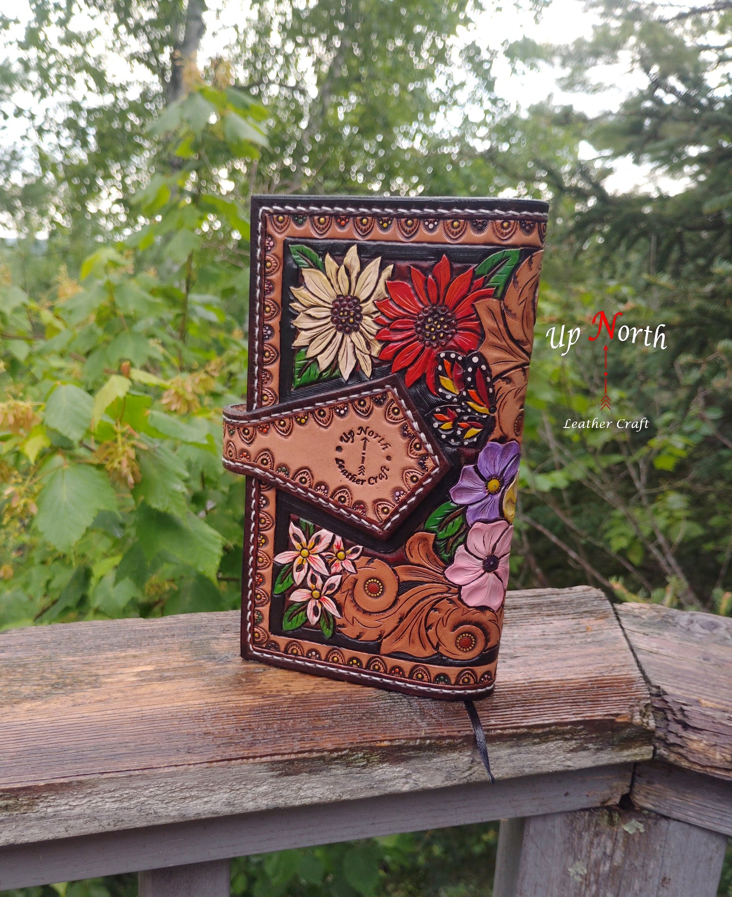 (01JM25) Medium Leather Journal - Evening Canoe