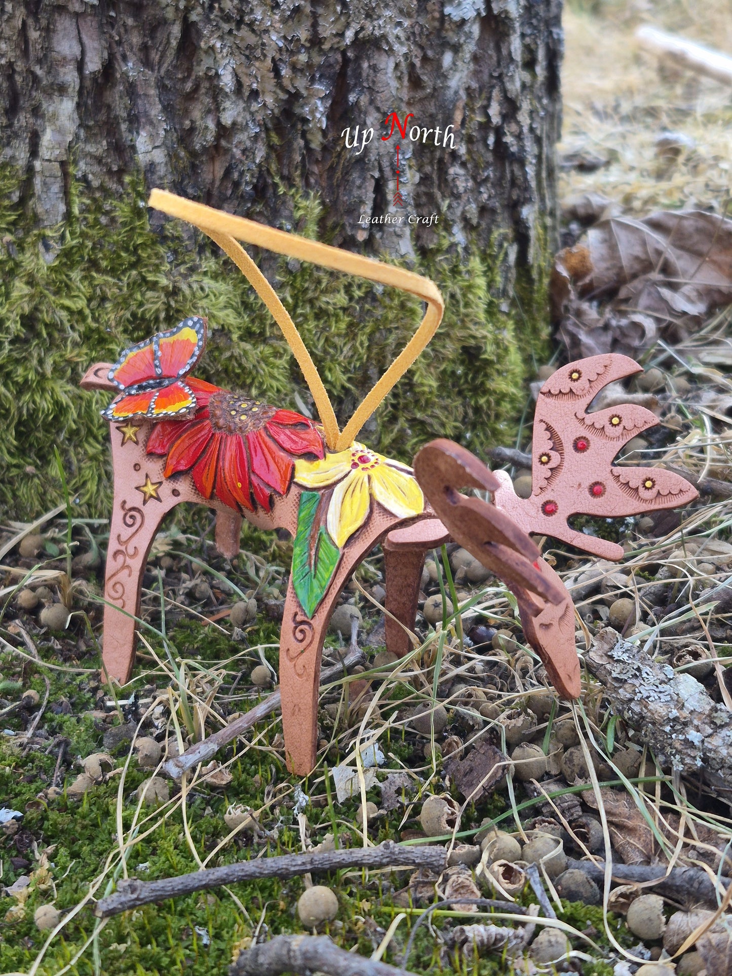 (03OM26) Leather Moose Ornament - Red Sunflower