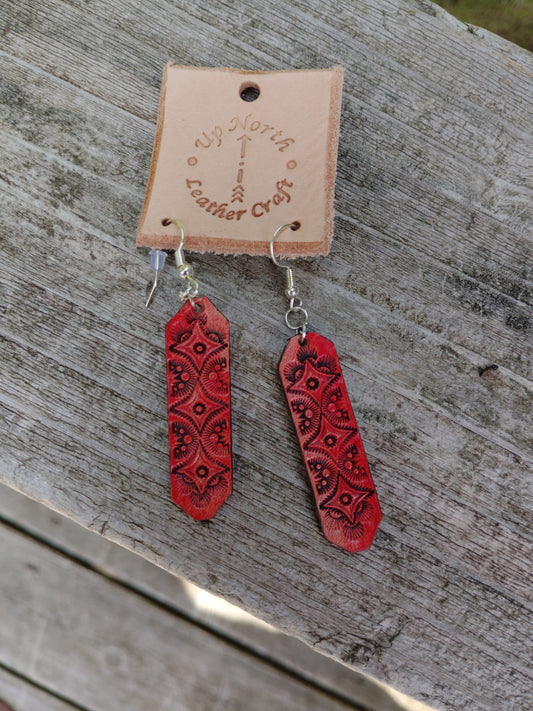 (09ER25) Leather Earrings - Scarlet