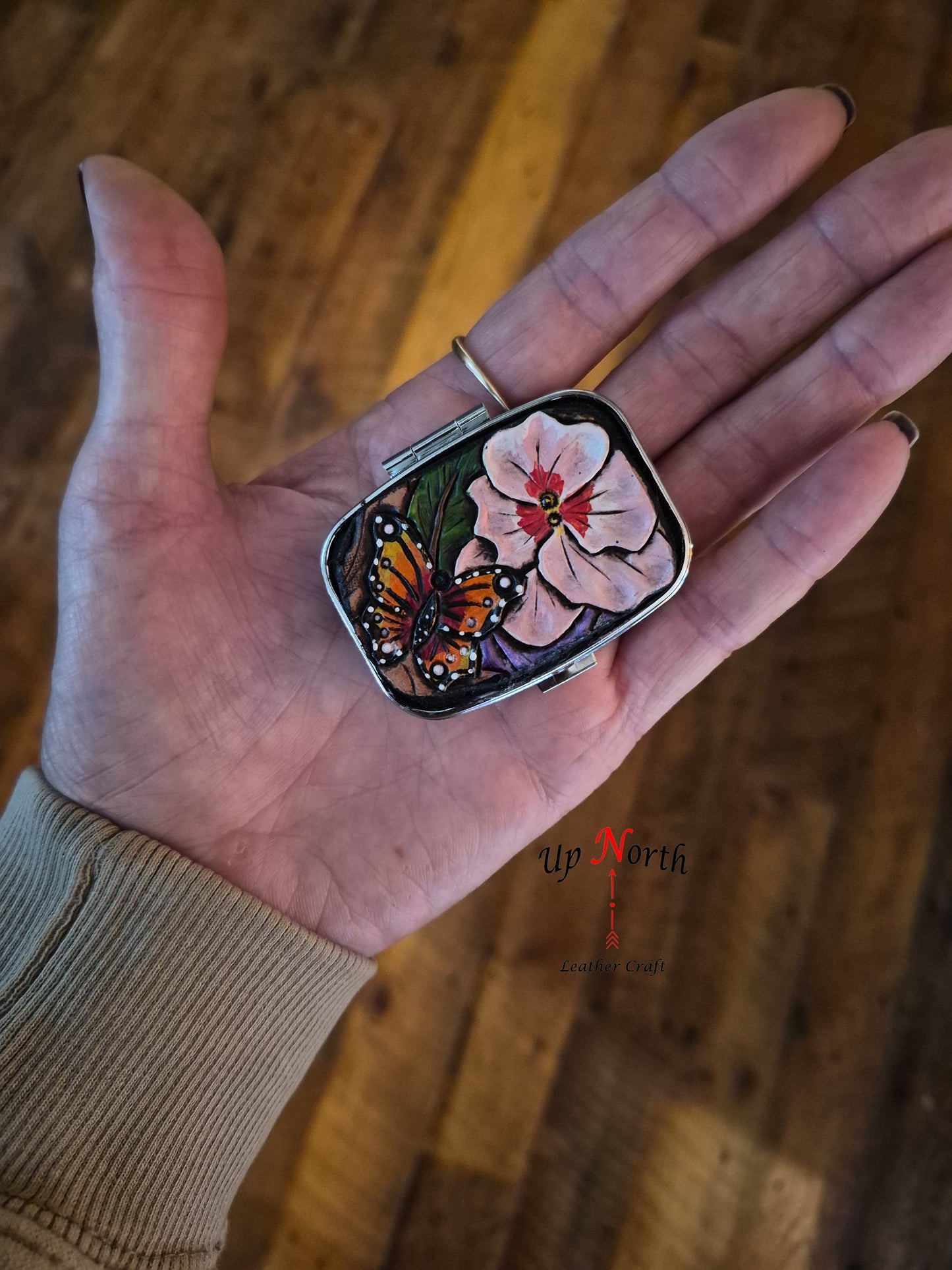 (13PP25) Metal Pill Box with Leather Patch - Pink Pansy Butterfly