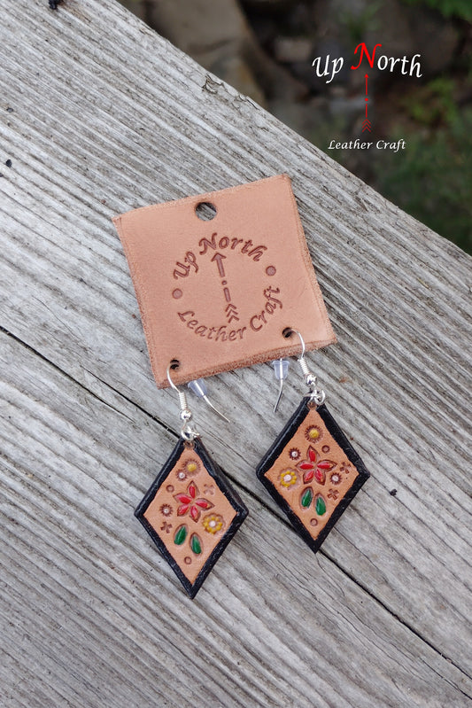 (27ER24) Handmade Leather Earrings - Flower Triangles